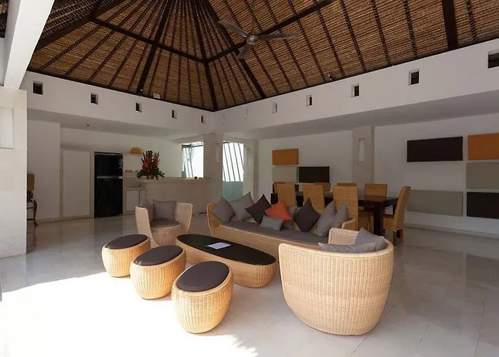 Bvilla Hotel *